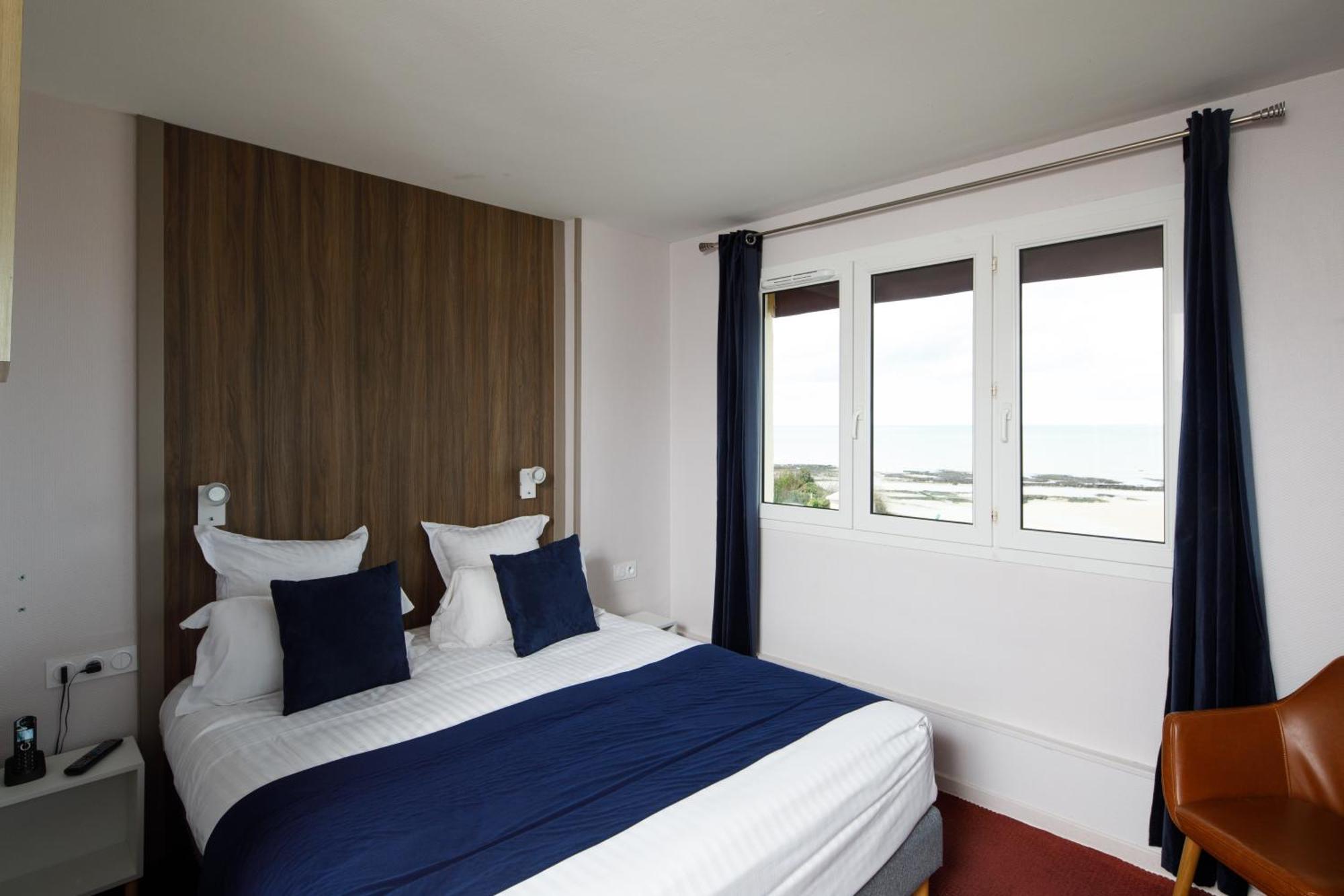 Saint Aubin Logis Hotel & Restaurant Saint-Aubin-Sur-Mer (Calvados) Exterior foto