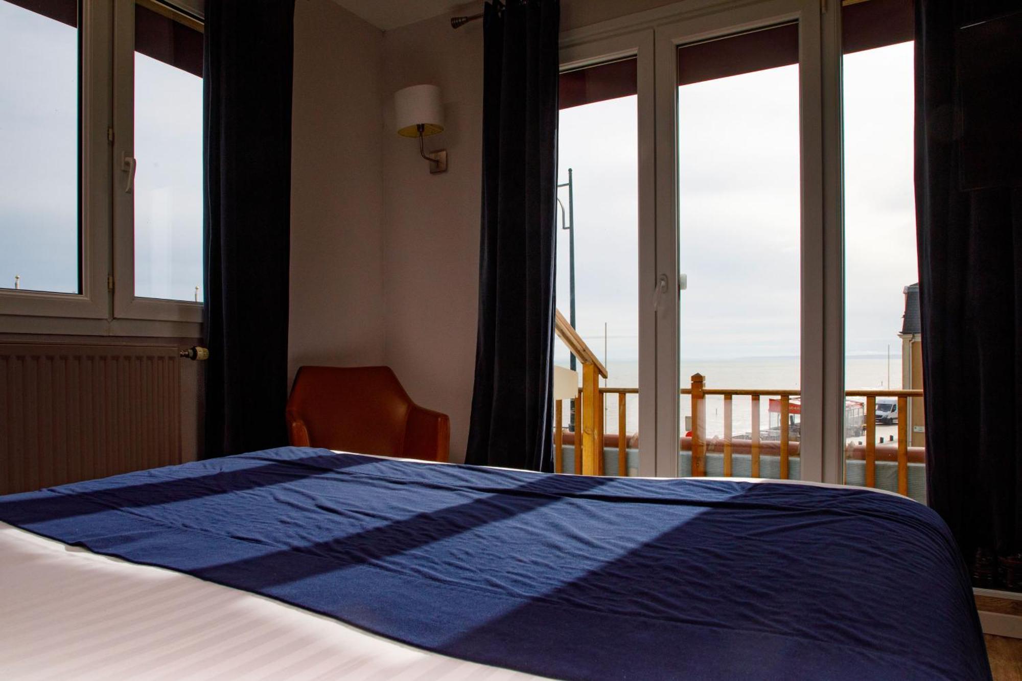 Saint Aubin Logis Hotel & Restaurant Saint-Aubin-Sur-Mer (Calvados) Exterior foto