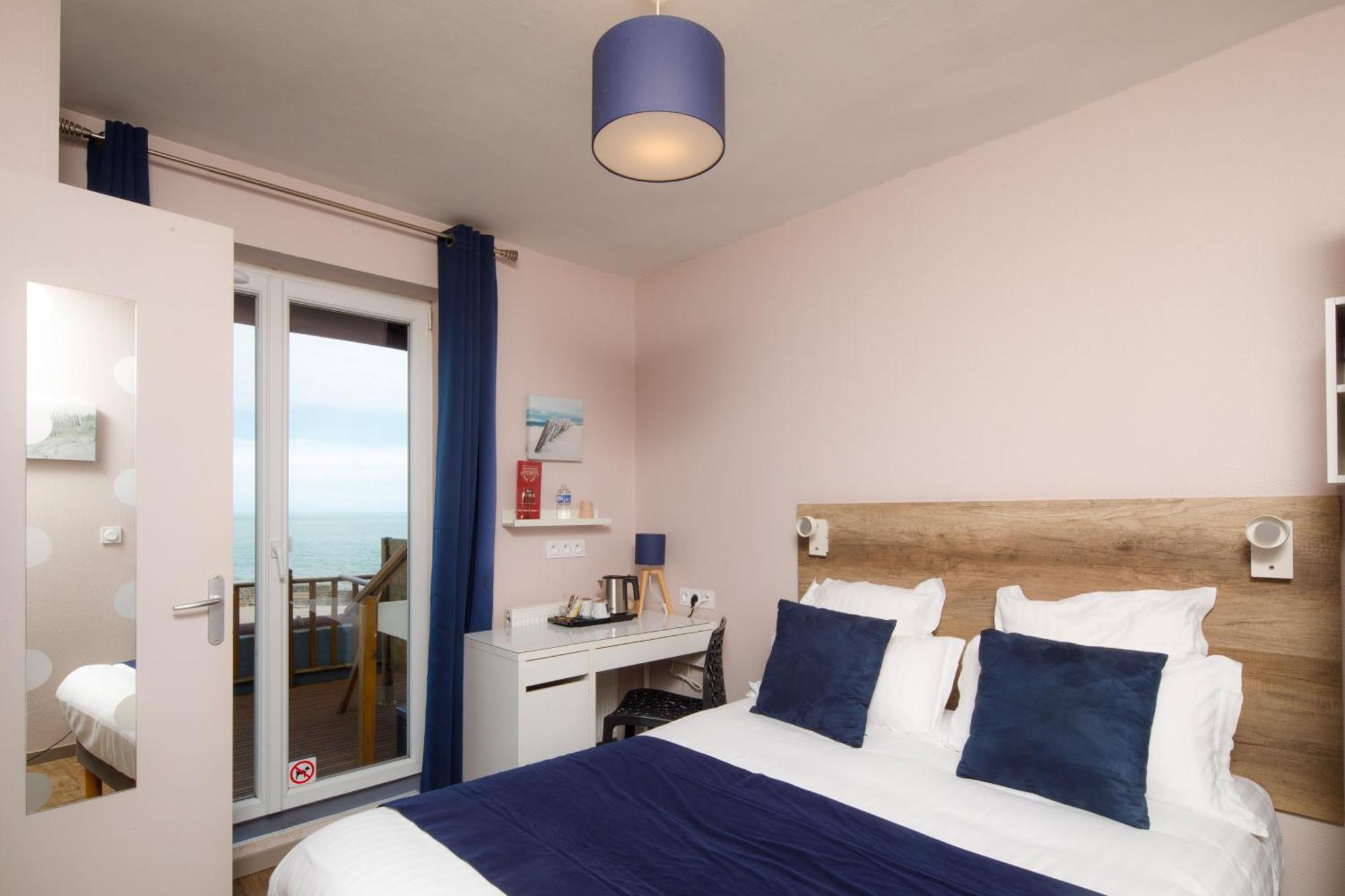 Saint Aubin Logis Hotel & Restaurant Saint-Aubin-Sur-Mer (Calvados) Exterior foto