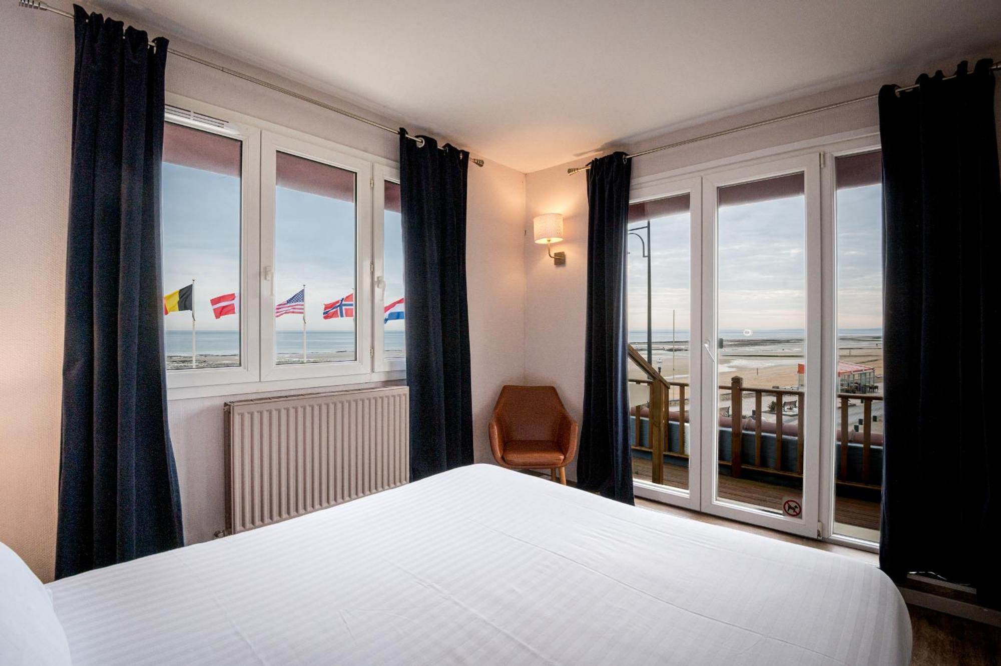 Saint Aubin Logis Hotel & Restaurant Saint-Aubin-Sur-Mer (Calvados) Exterior foto