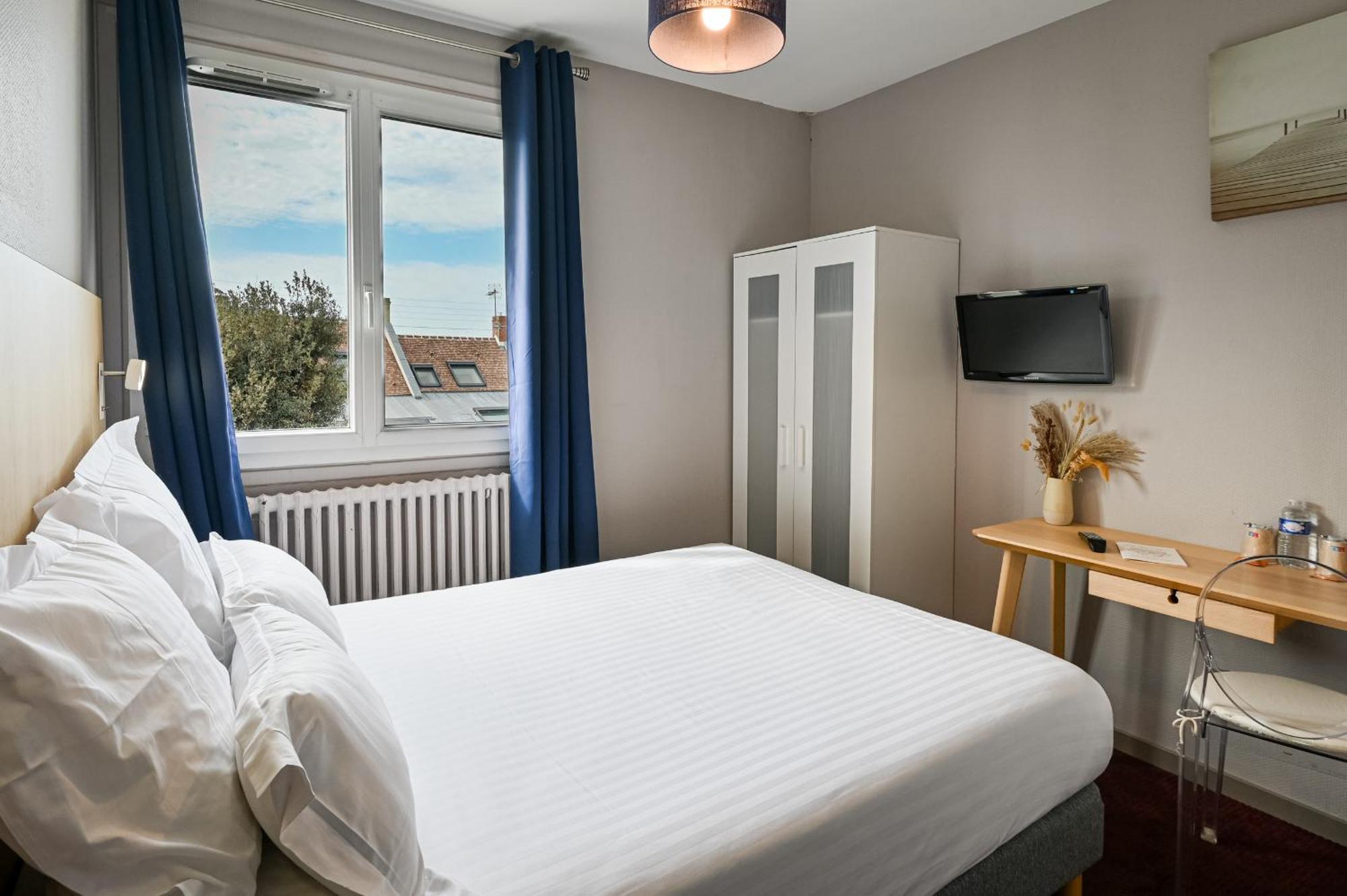 Saint Aubin Logis Hotel & Restaurant Saint-Aubin-Sur-Mer (Calvados) Exterior foto