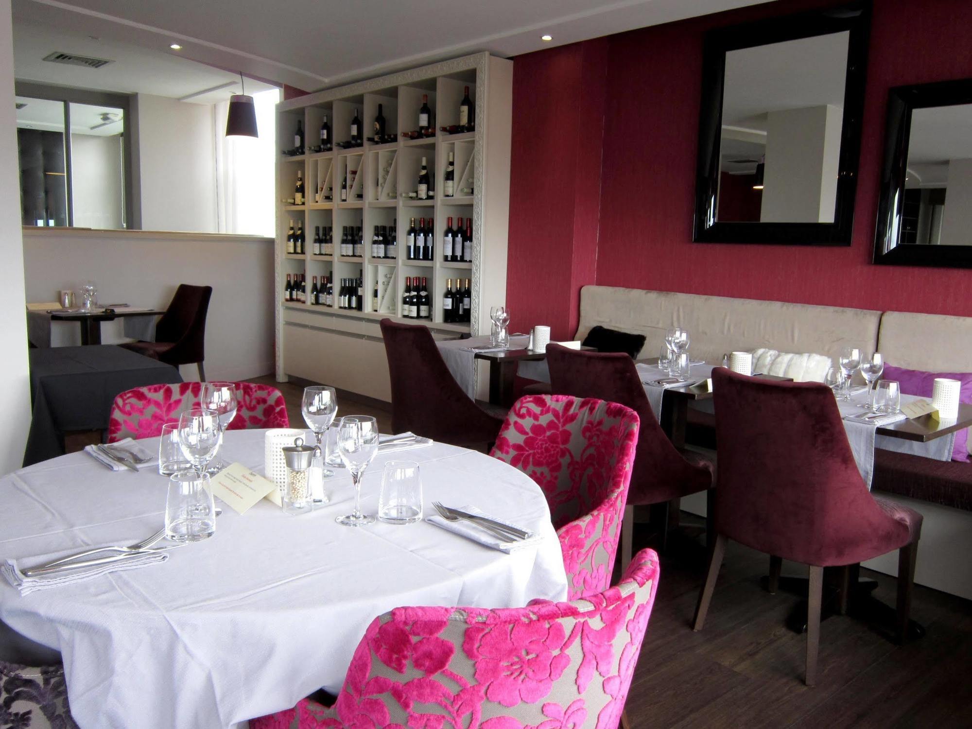 Saint Aubin Logis Hotel & Restaurant Saint-Aubin-Sur-Mer (Calvados) Exterior foto