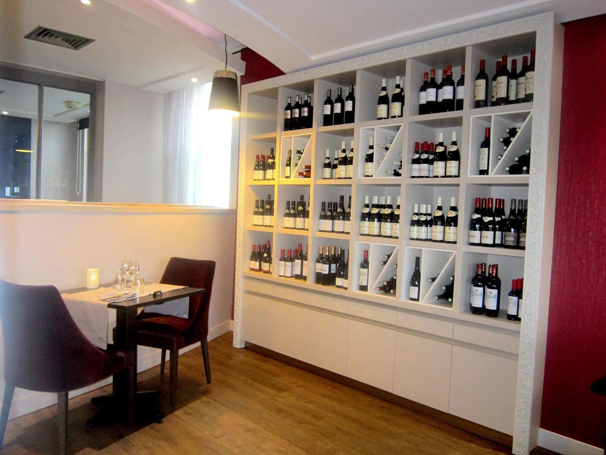 Saint Aubin Logis Hotel & Restaurant Saint-Aubin-Sur-Mer (Calvados) Exterior foto